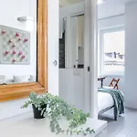 Joivy Bright Studio For 3 Near Porta Romana And Ied